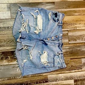 AMERICAN EAGLE SHORTS